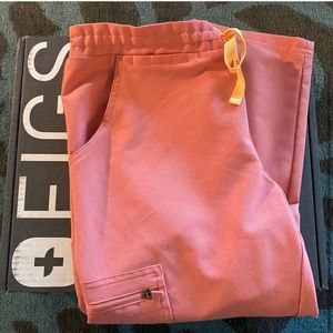 Last chance! FIGS scrubs Yolas original Coral